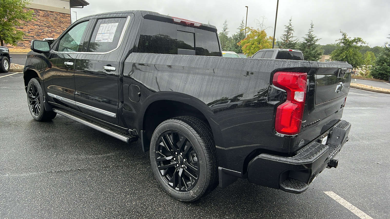 2025 Chevrolet Silverado 1500 High Country 8