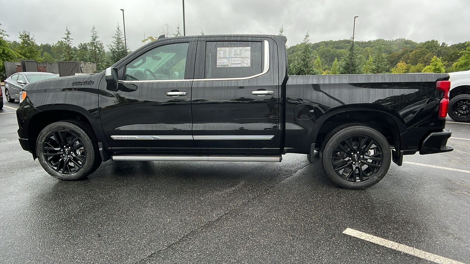 2025 Chevrolet Silverado 1500 High Country 9