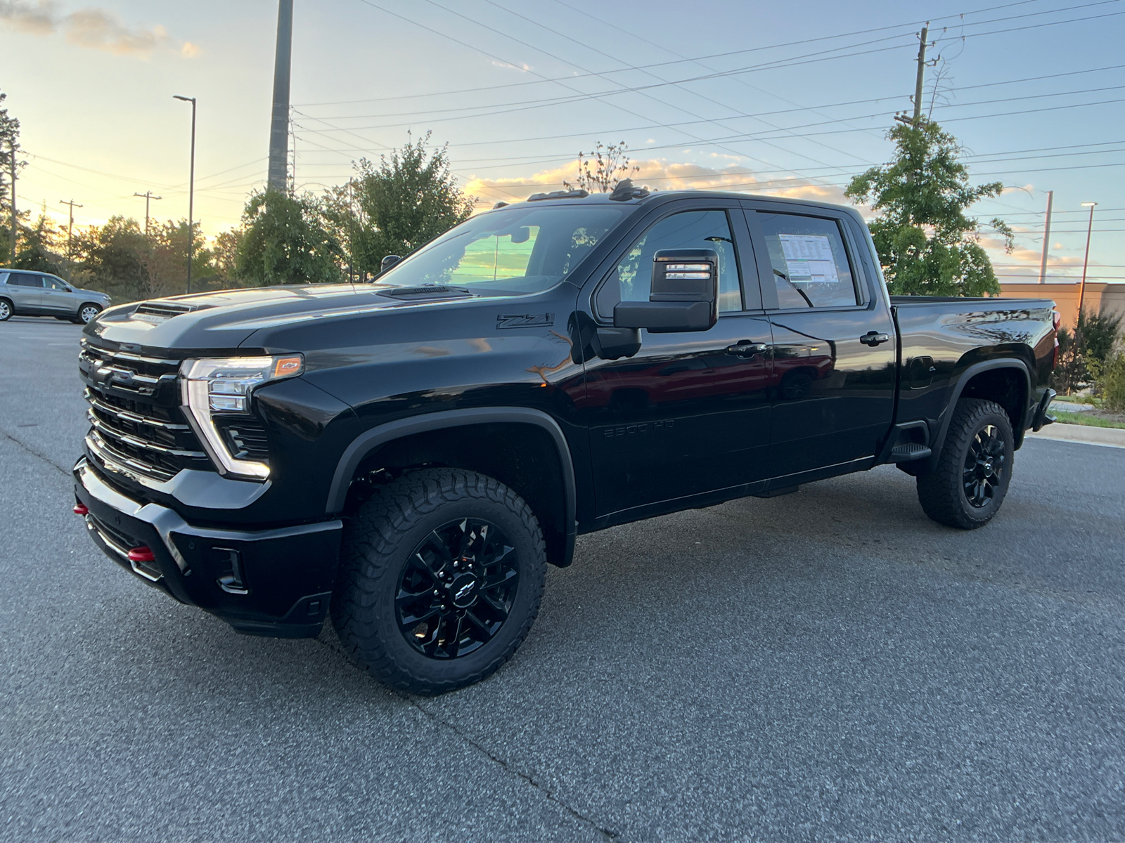 2025 Chevrolet Silverado 2500HD LT 1