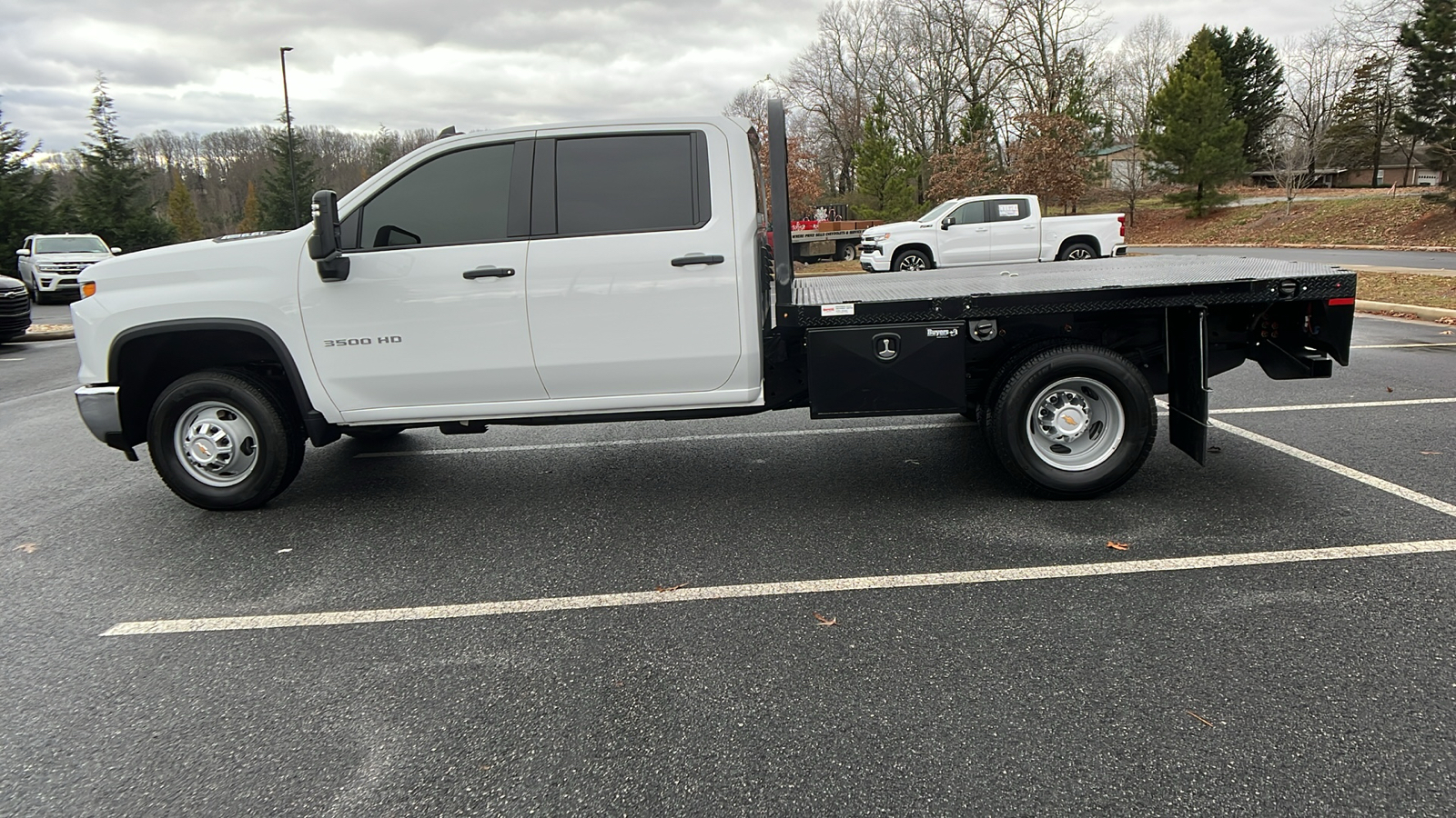 2024 Chevrolet Silverado 3500HD Work Truck 9