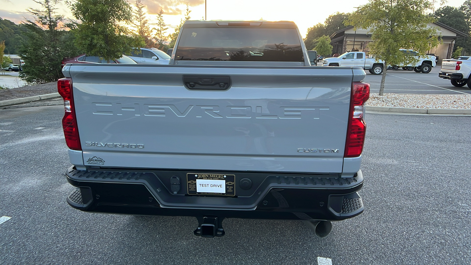 2025 Chevrolet Silverado 2500HD Custom 6