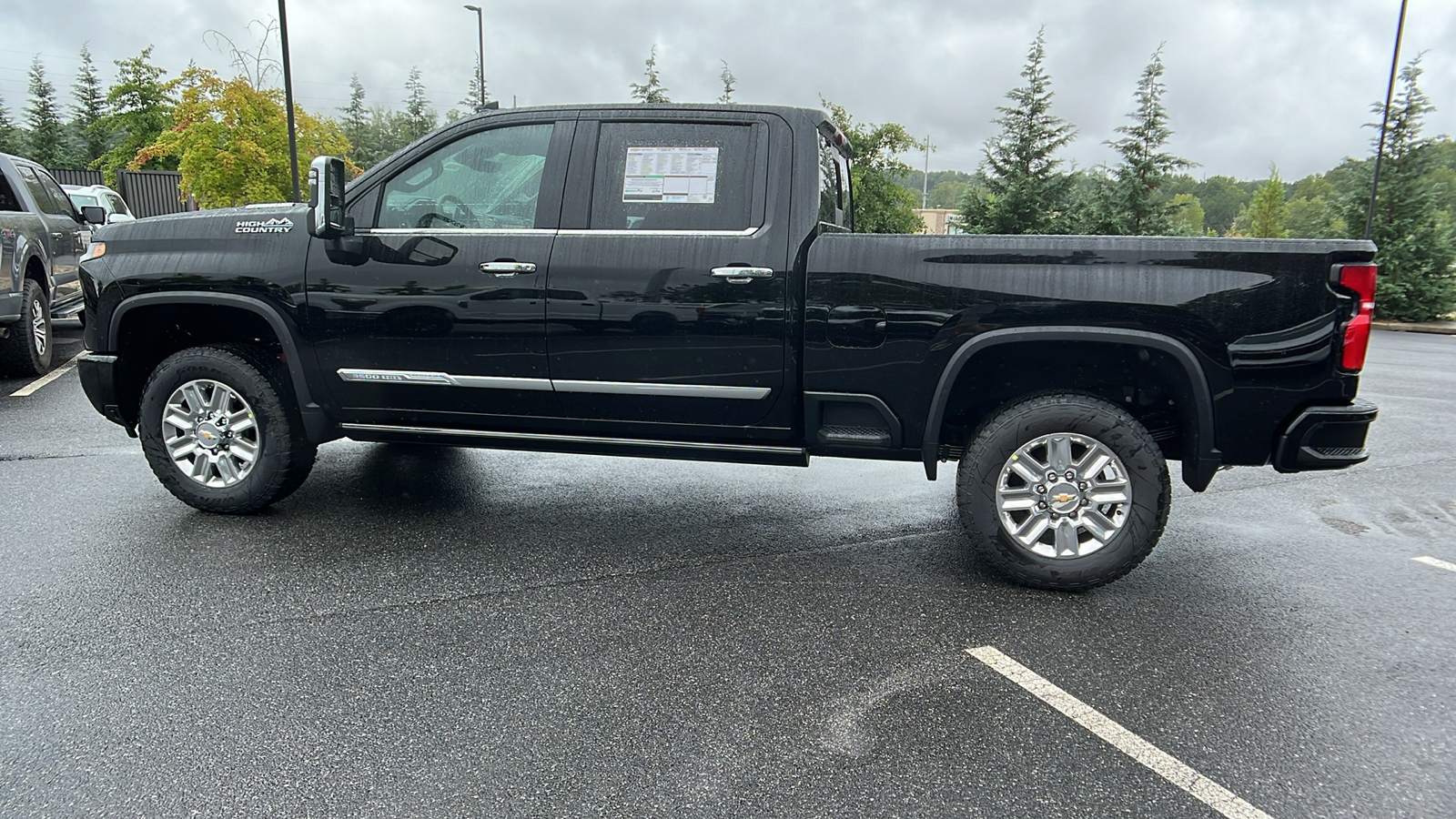 2025 Chevrolet Silverado 3500HD High Country 8