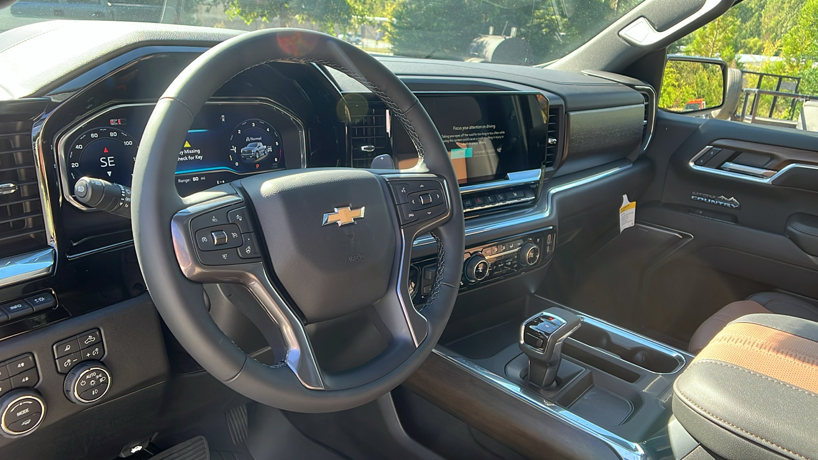 2025 Chevrolet Silverado 1500 High Country 17