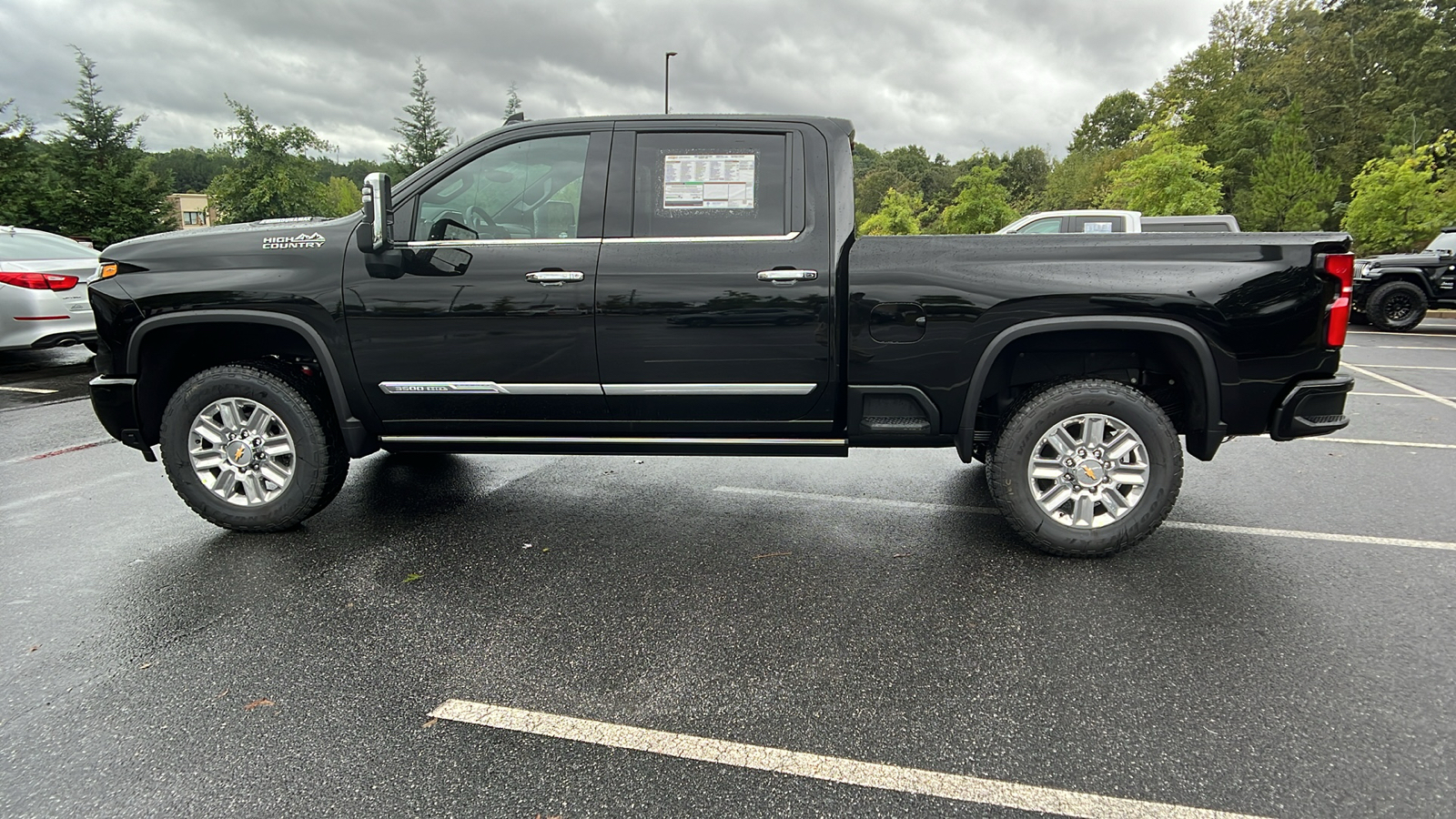 2025 Chevrolet Silverado 3500HD High Country 8