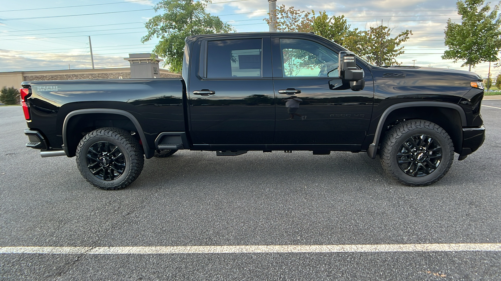 2025 Chevrolet Silverado 2500HD LTZ 4