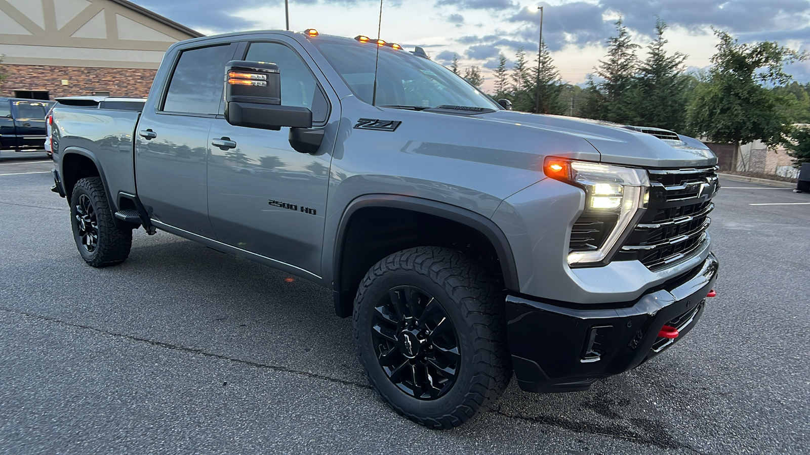 2025 Chevrolet Silverado 2500HD LTZ 3