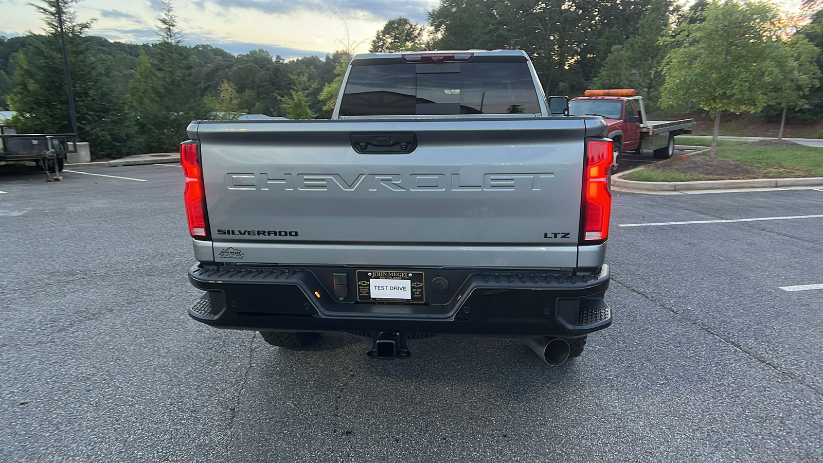 2025 Chevrolet Silverado 2500HD LTZ 6