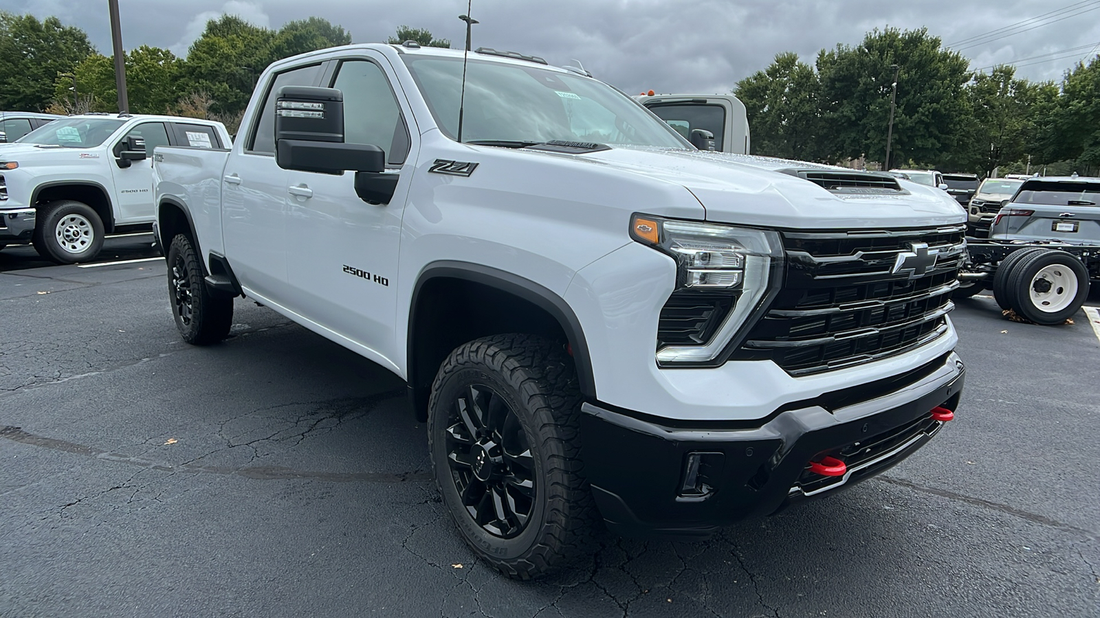 2025 Chevrolet Silverado 2500HD LTZ 3