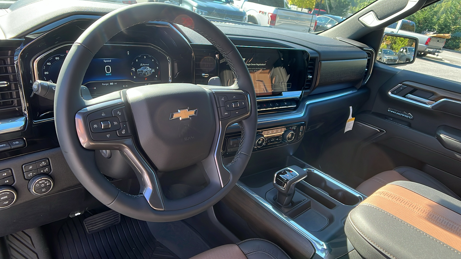 2025 Chevrolet Silverado 1500 High Country 17