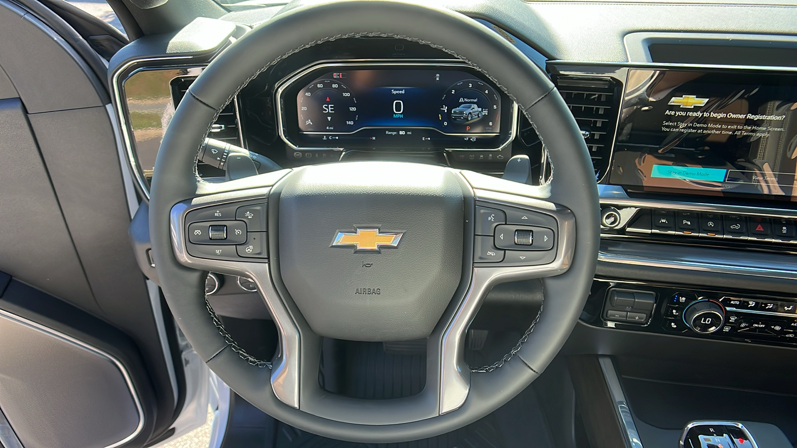 2025 Chevrolet Silverado 1500 High Country 18