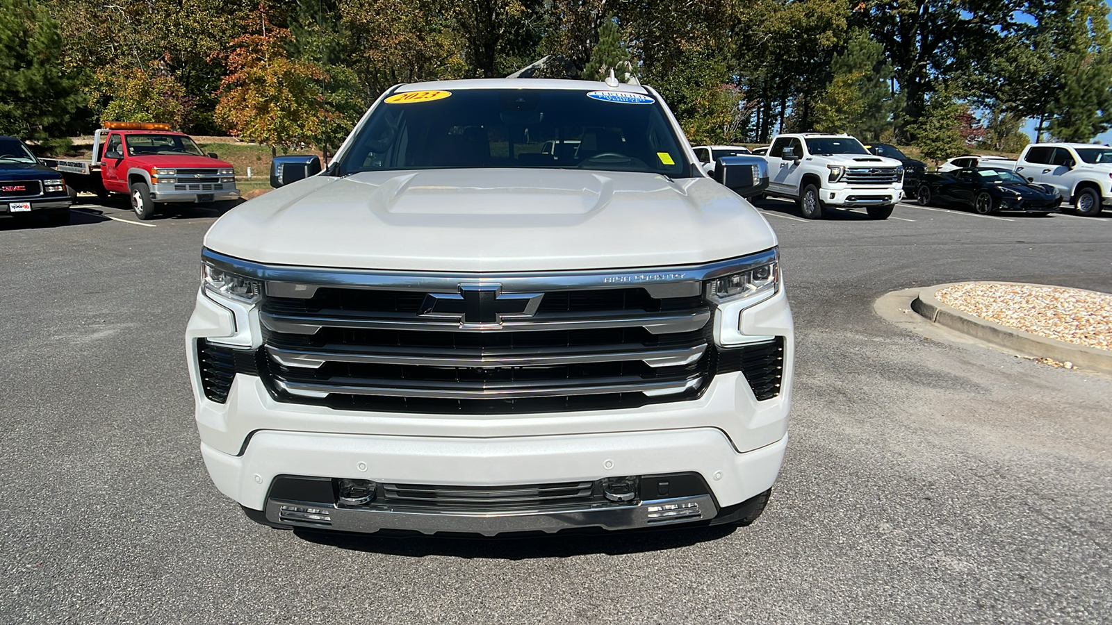 2023 Chevrolet Silverado 1500 High Country 3