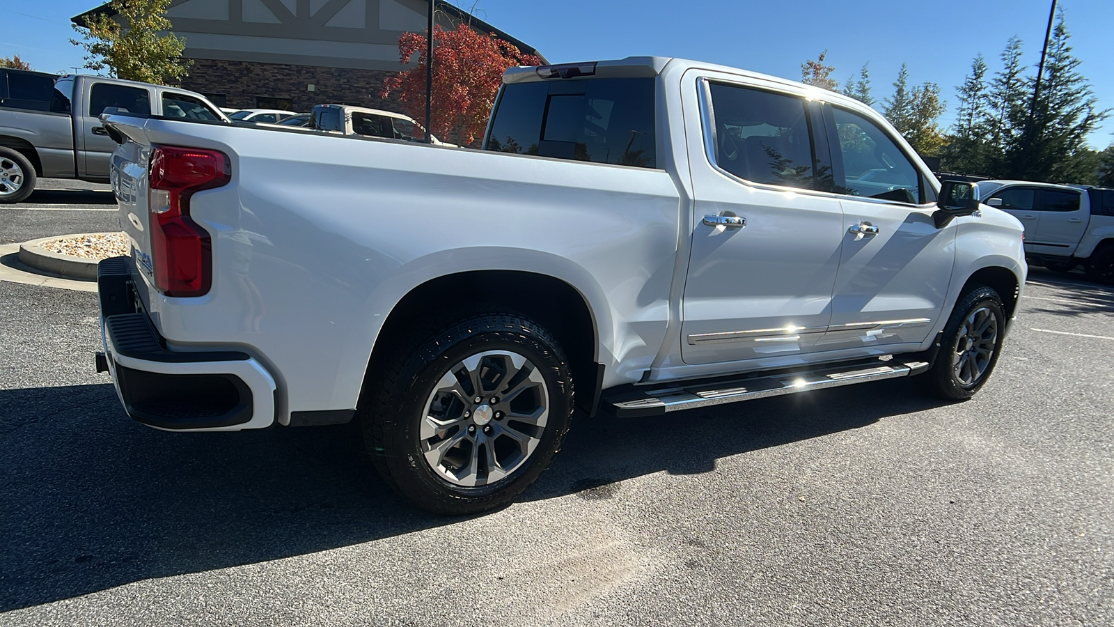 2023 Chevrolet Silverado 1500 High Country 6