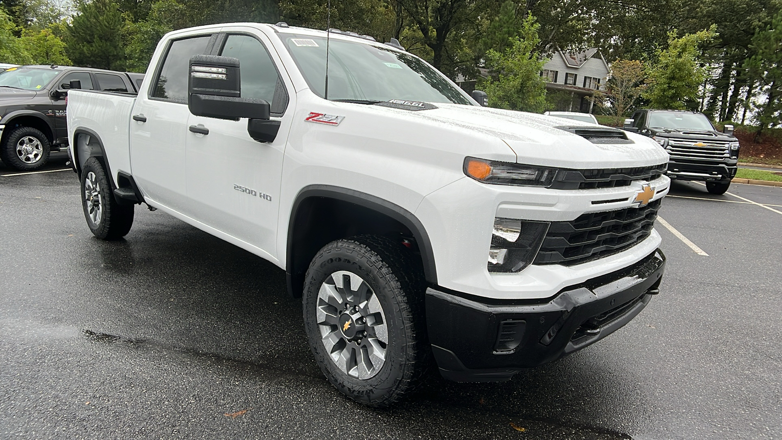 2025 Chevrolet Silverado 2500HD Custom 3