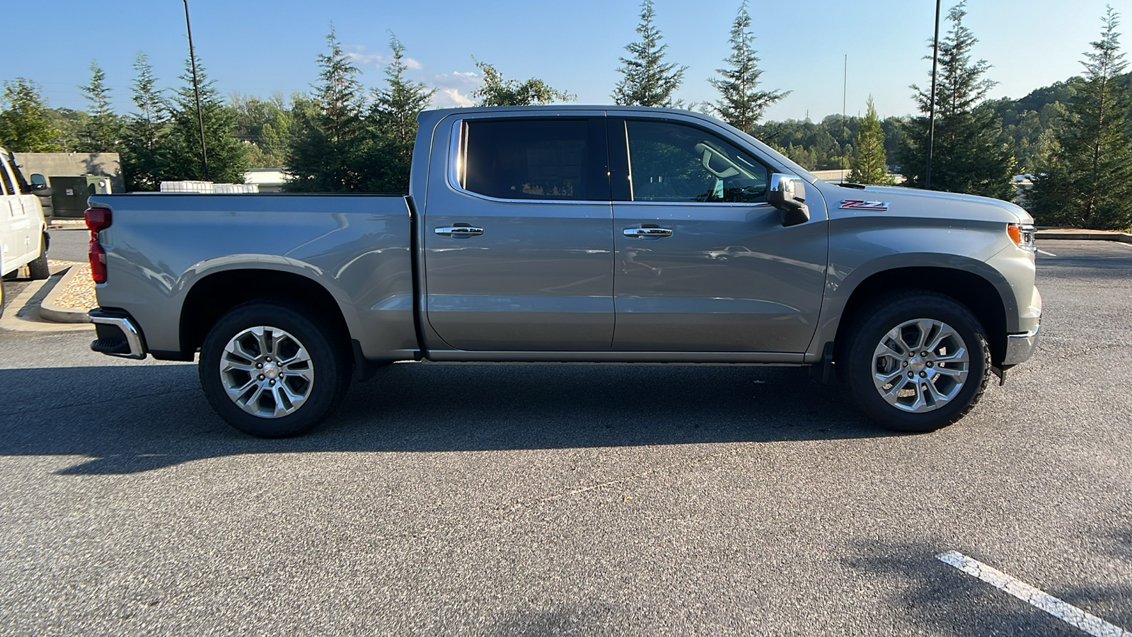 2025 Chevrolet Silverado 1500 LTZ 5