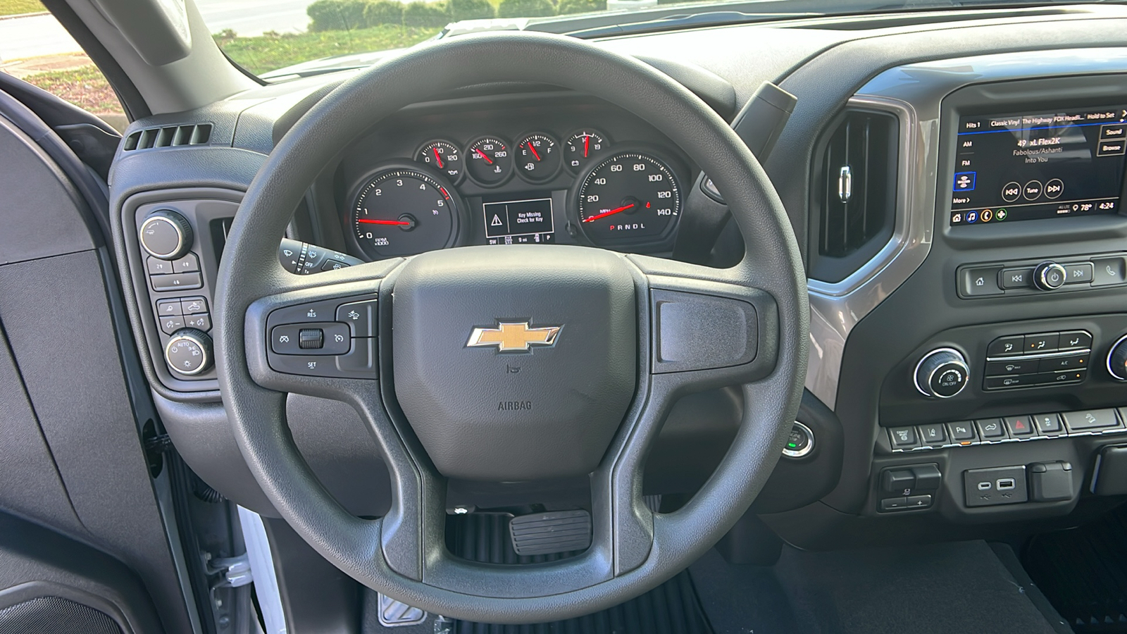 2025 Chevrolet Silverado 2500HD Custom 16