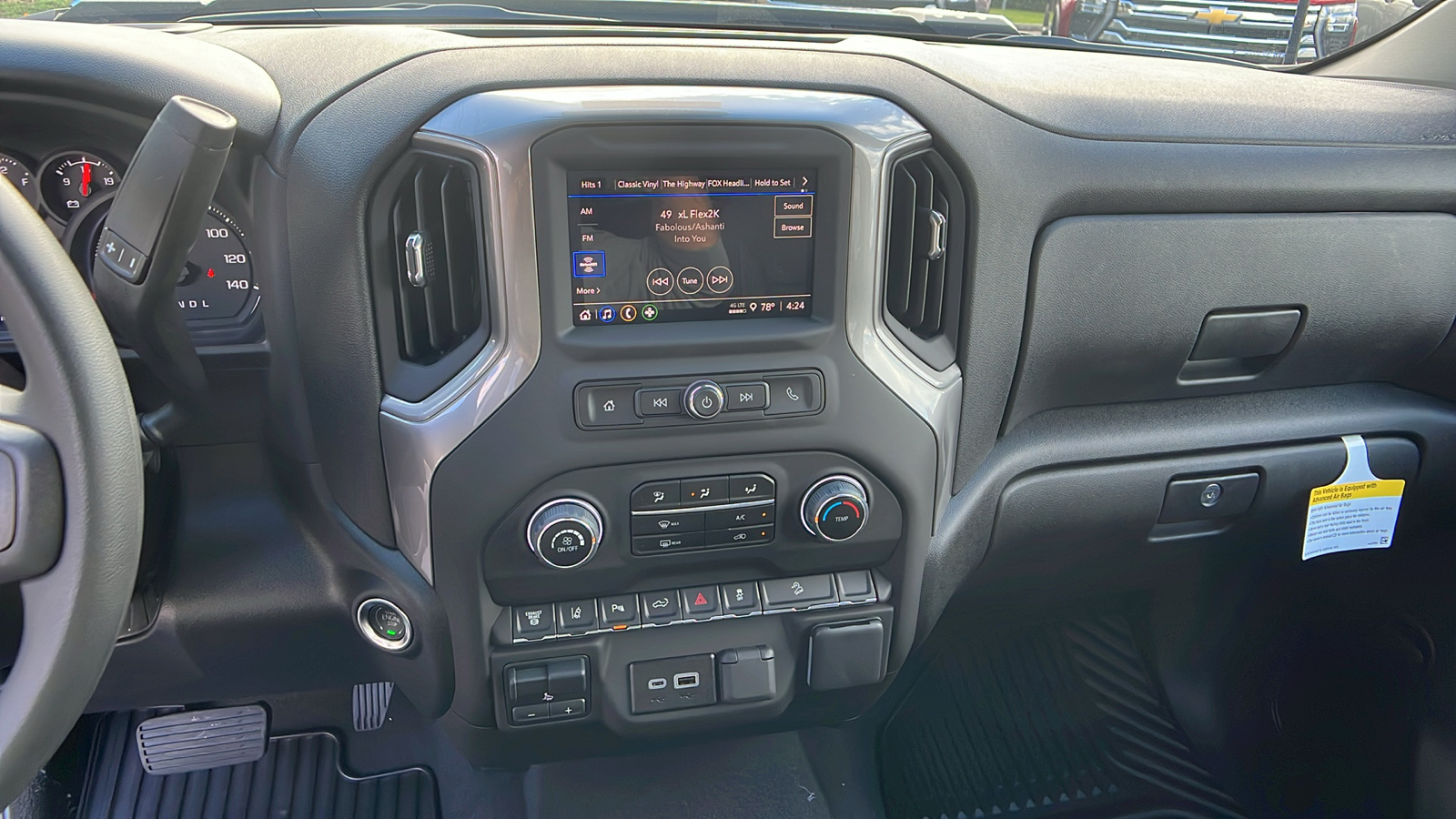 2025 Chevrolet Silverado 2500HD Custom 19