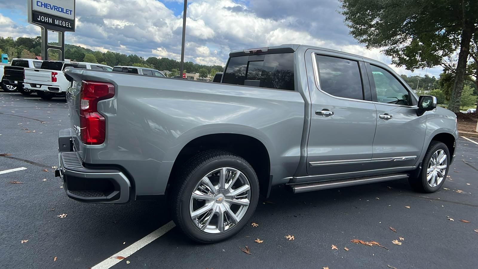 2025 Chevrolet Silverado 1500 High Country 6