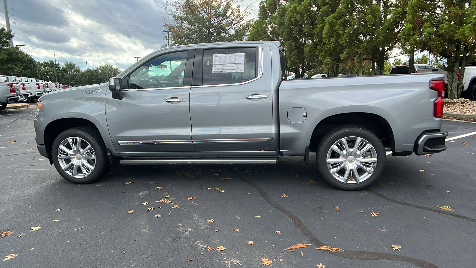 2025 Chevrolet Silverado 1500 High Country 9