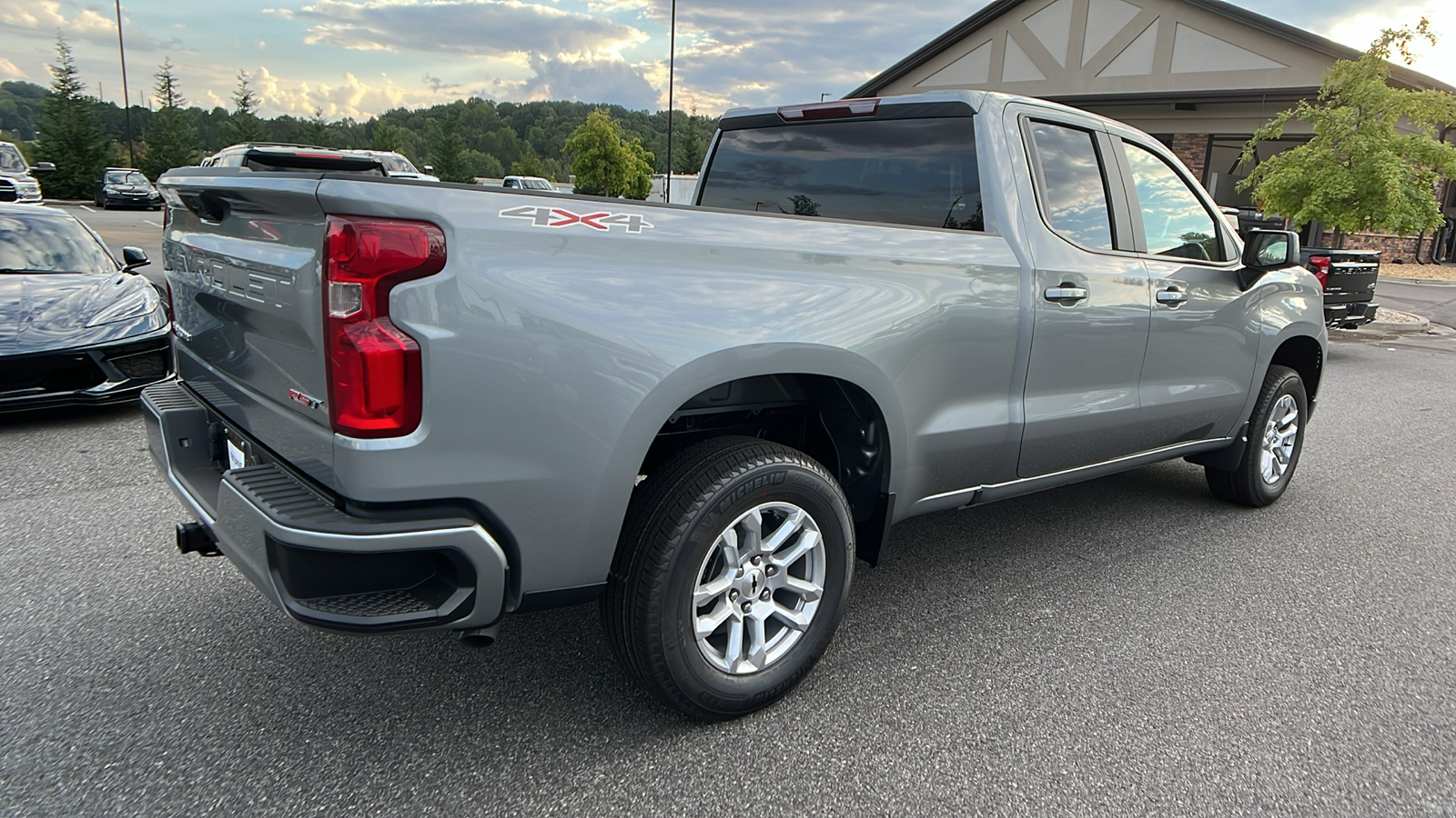 2025 Chevrolet Silverado 1500 RST 6