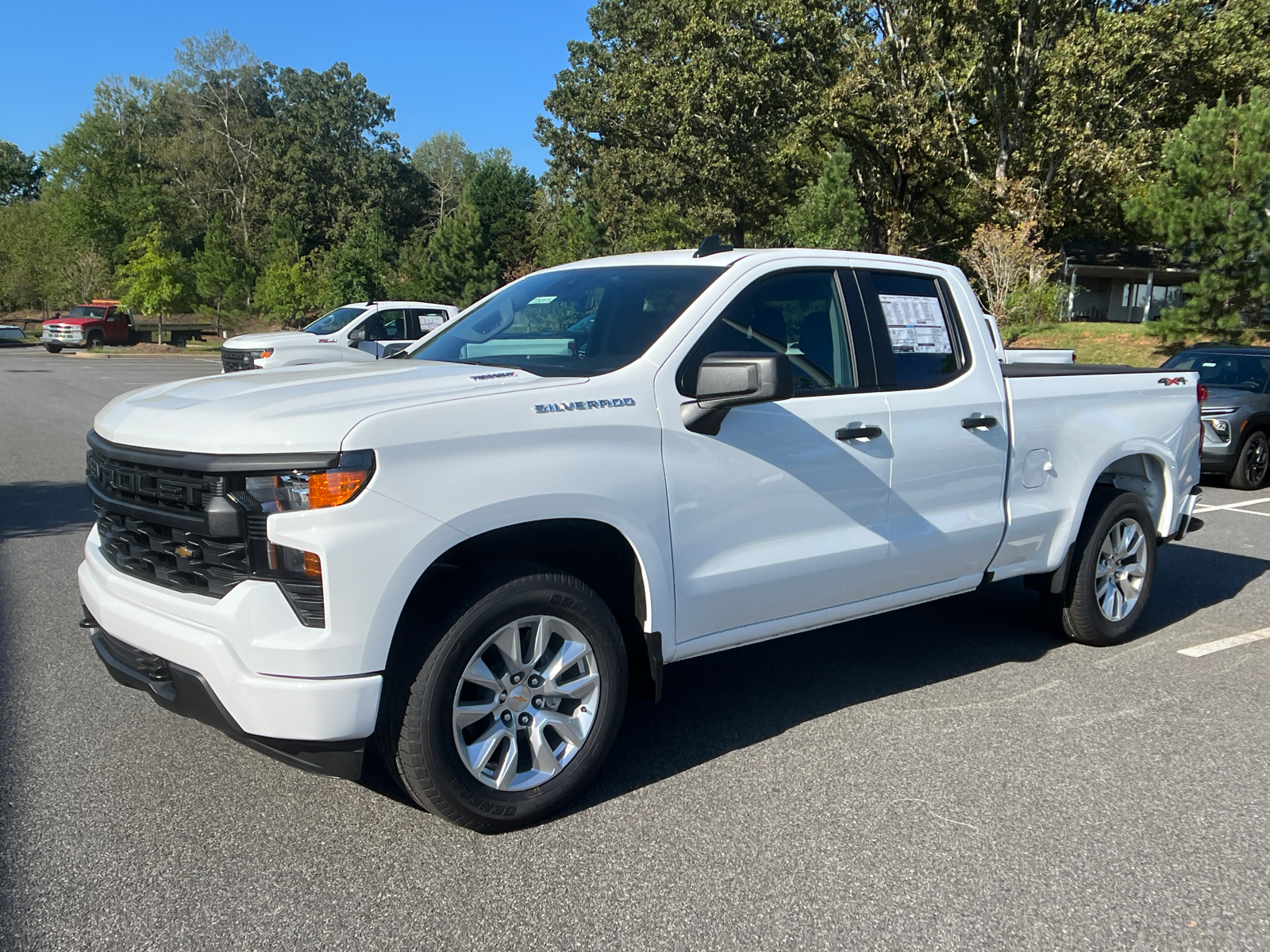 2025 Chevrolet Silverado 1500 Custom 1