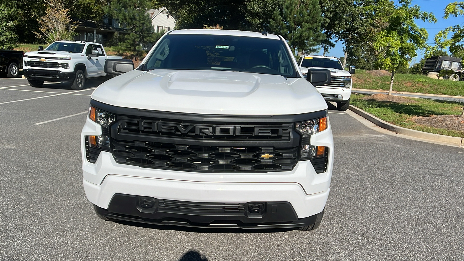 2025 Chevrolet Silverado 1500 Custom 3