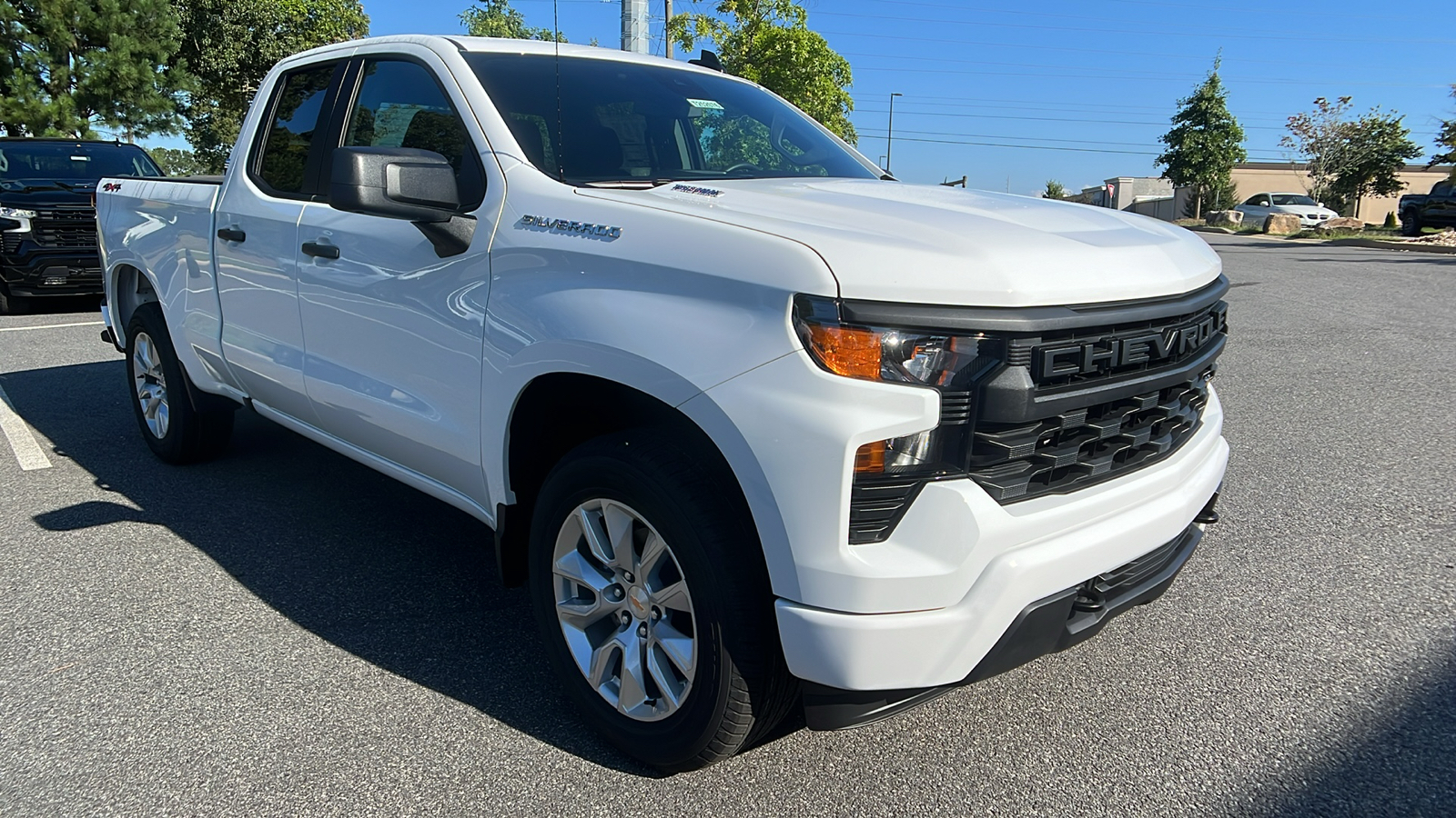 2025 Chevrolet Silverado 1500 Custom 4