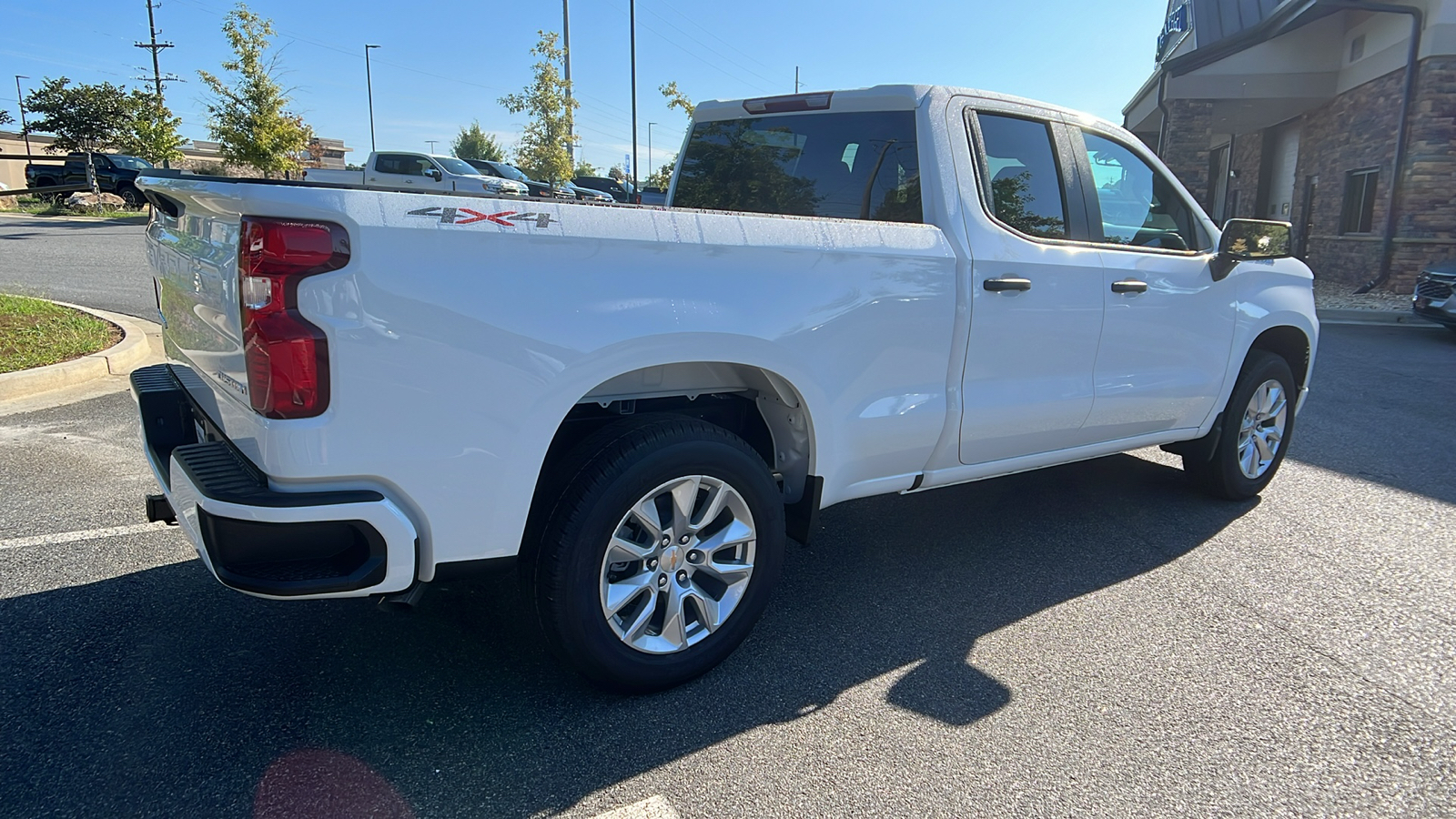 2025 Chevrolet Silverado 1500 Custom 6