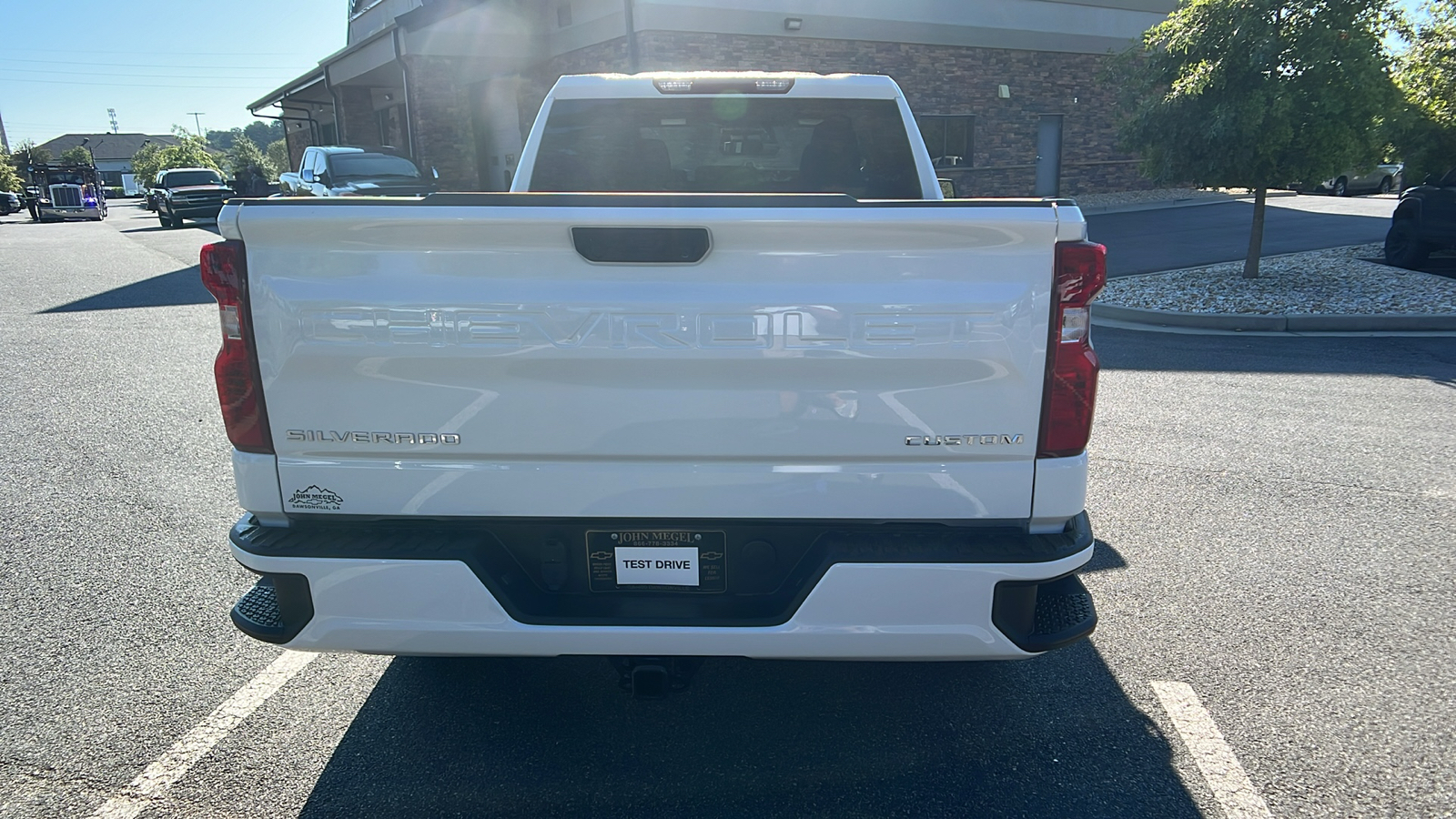 2025 Chevrolet Silverado 1500 Custom 7