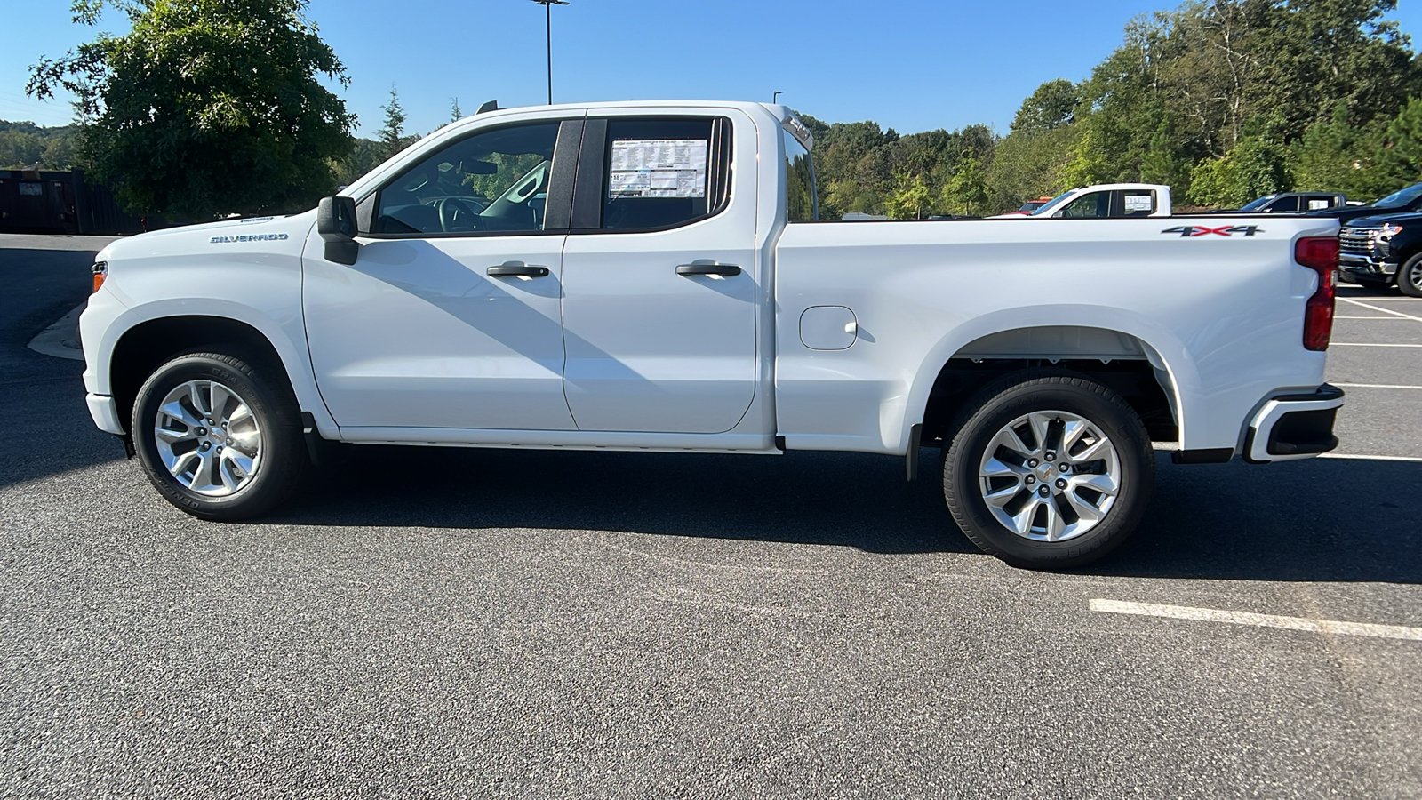 2025 Chevrolet Silverado 1500 Custom 9