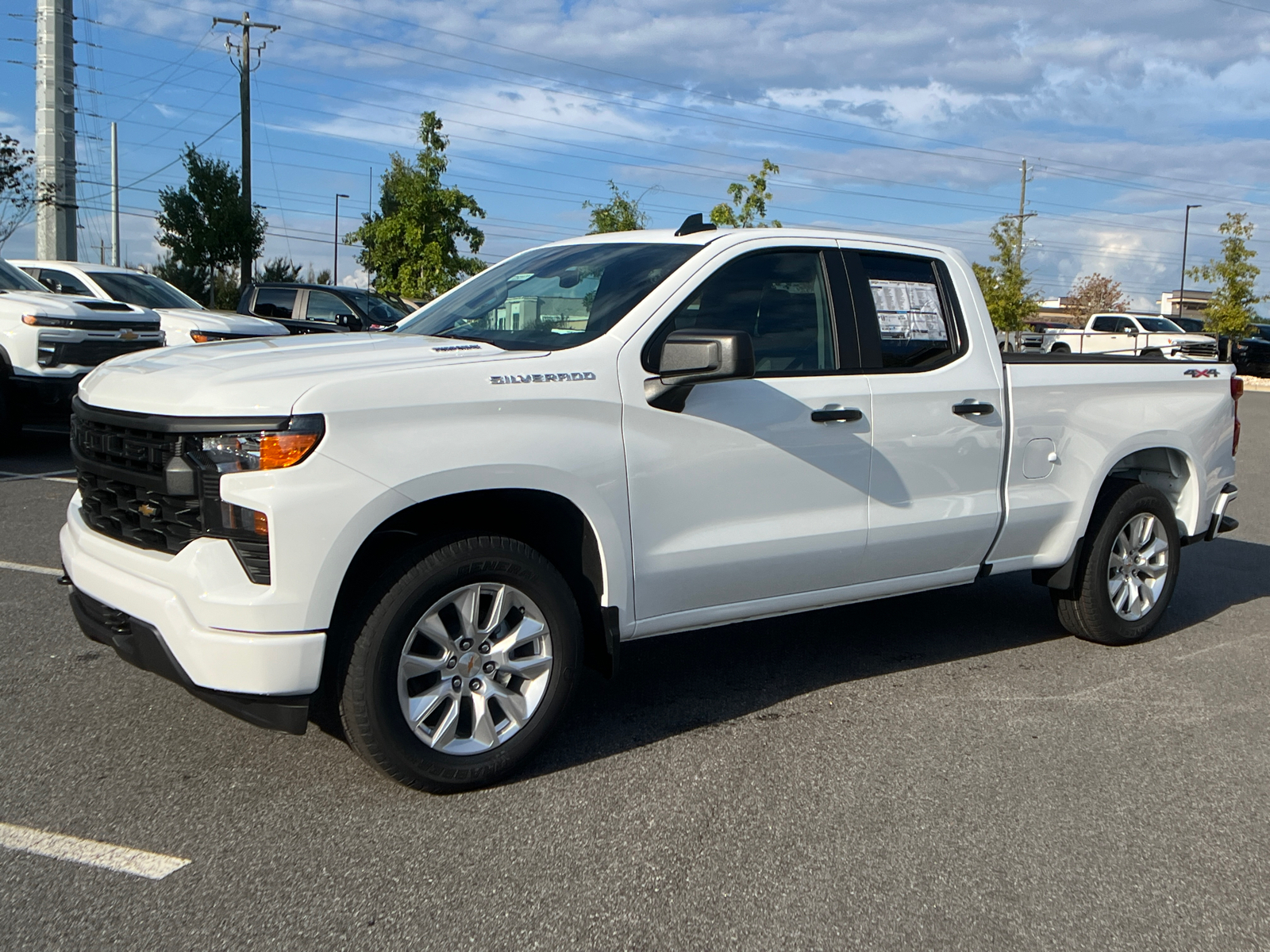 2025 Chevrolet Silverado 1500 Custom 1