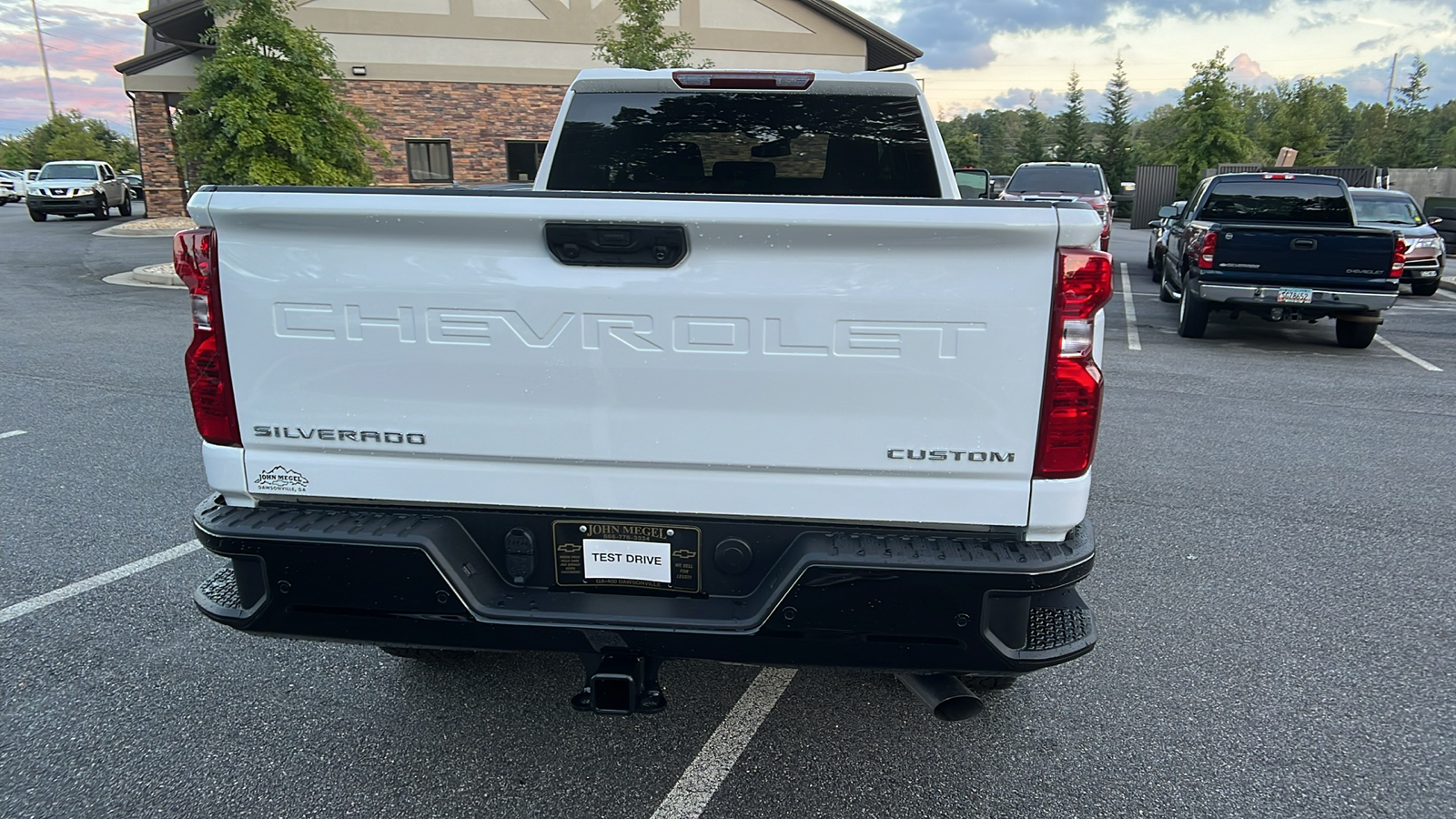 2025 Chevrolet Silverado 2500HD Custom 6