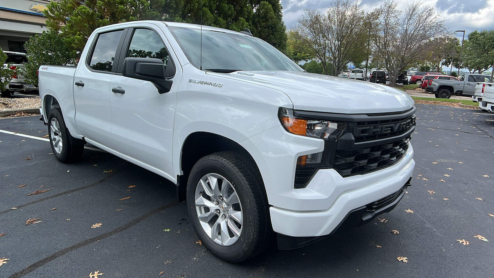 2025 Chevrolet Silverado 1500 Custom 4