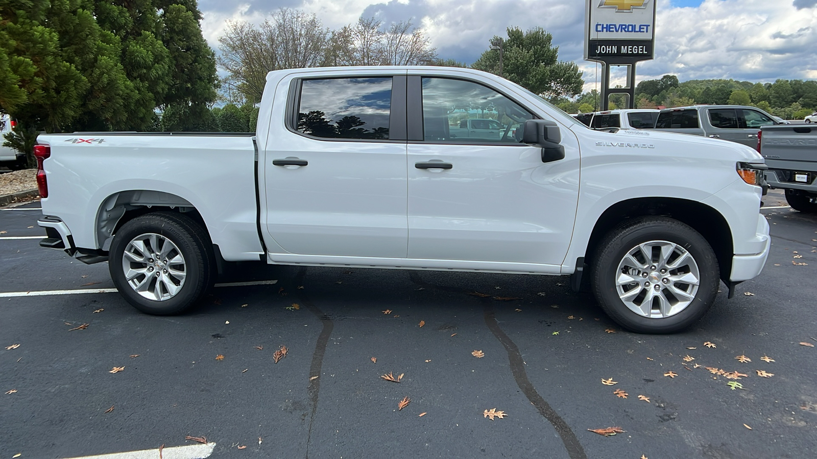 2025 Chevrolet Silverado 1500 Custom 5