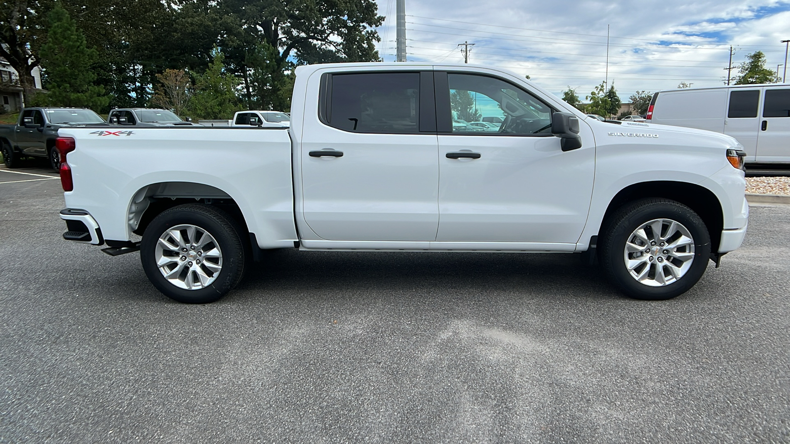 2025 Chevrolet Silverado 1500 Custom 5