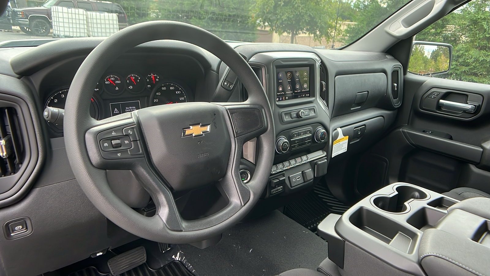 2025 Chevrolet Silverado 1500 Custom 15