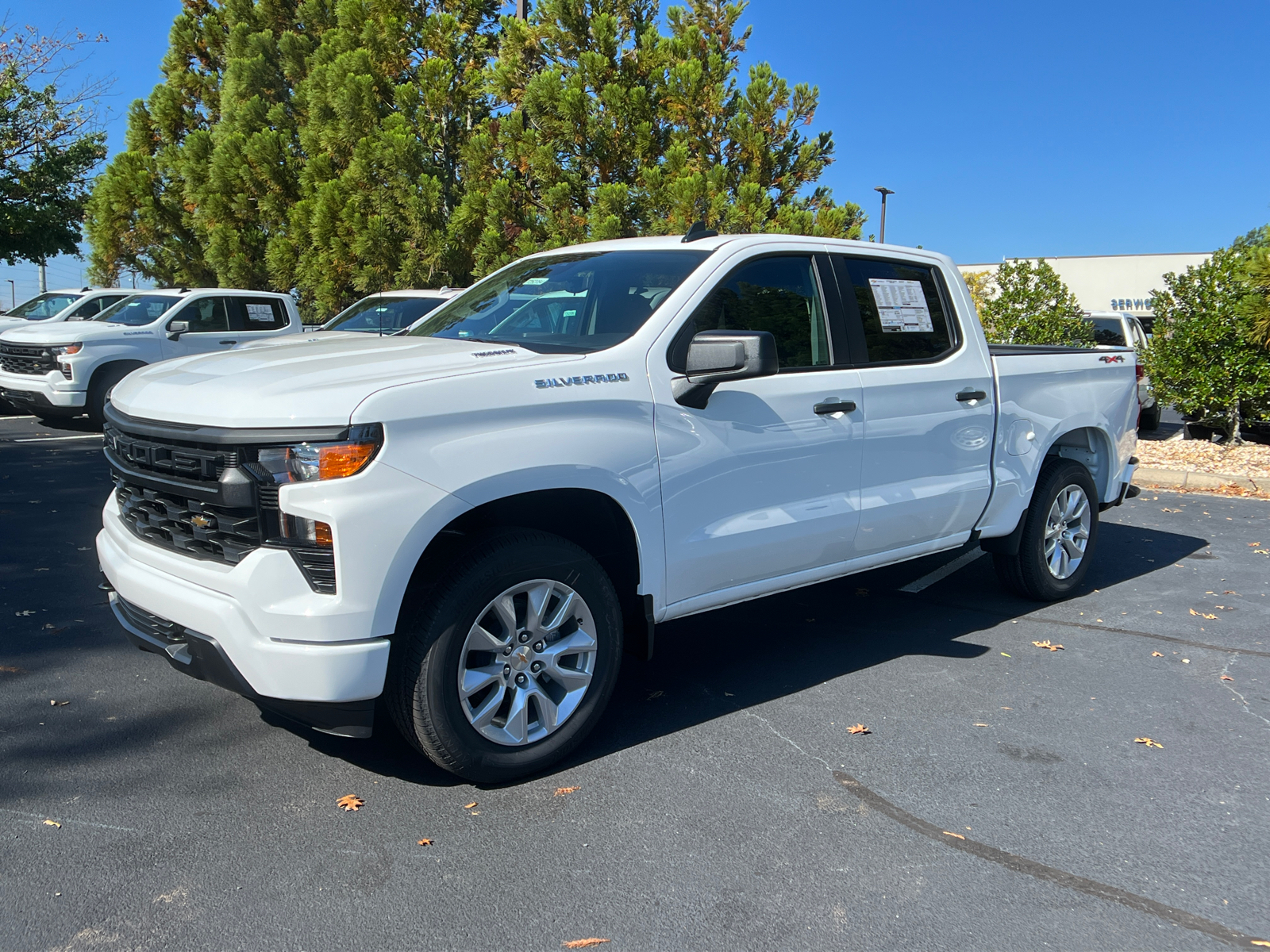 2025 Chevrolet Silverado 1500 Custom 1