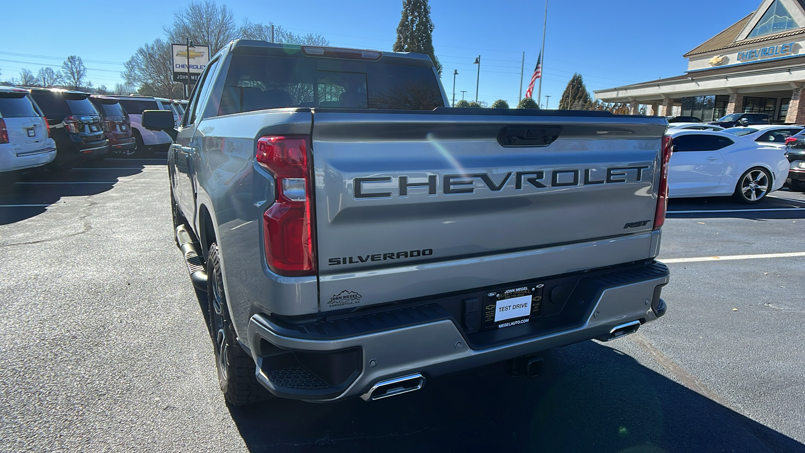 2024 Chevrolet Silverado 1500 RST 8