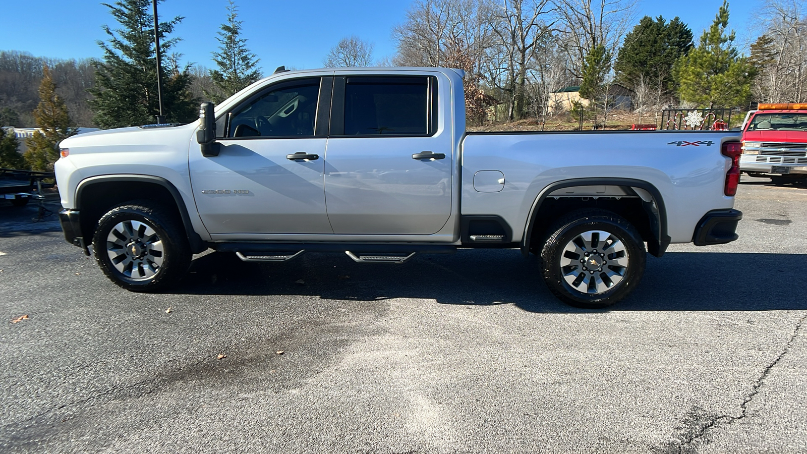 2022 Chevrolet Silverado 2500HD Custom 9