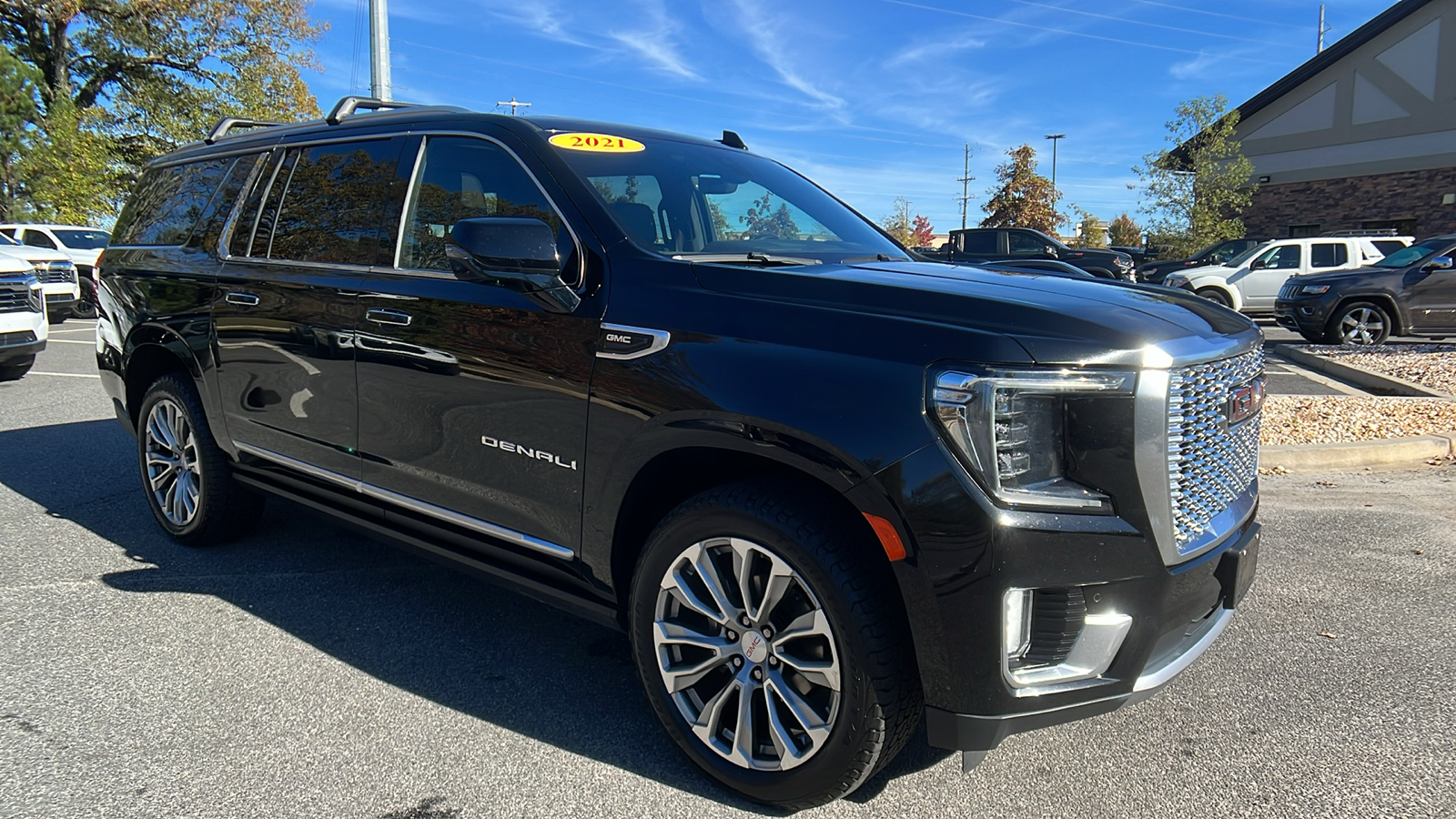 2021 GMC Yukon XL Denali 4