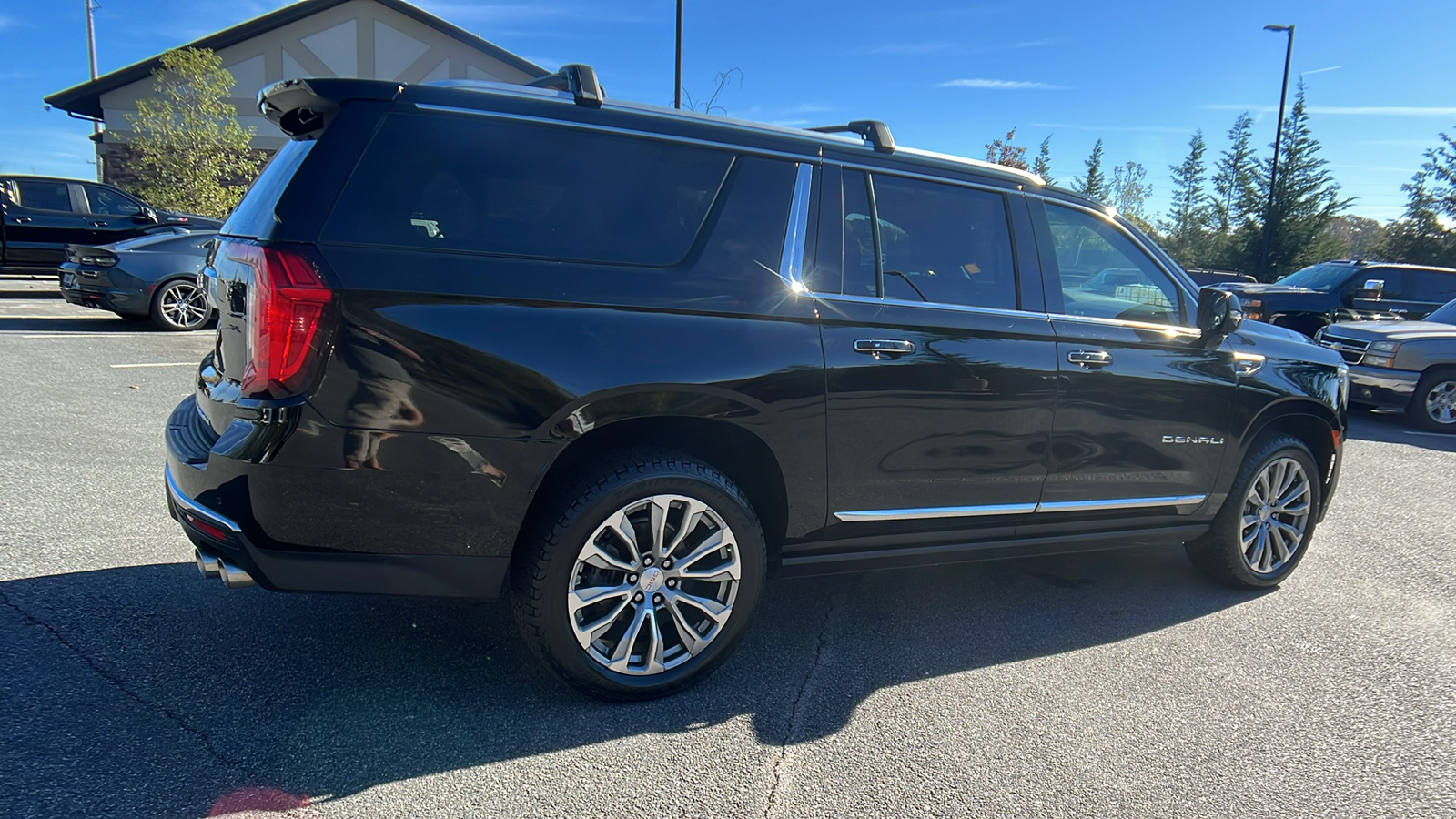 2021 GMC Yukon XL Denali 6