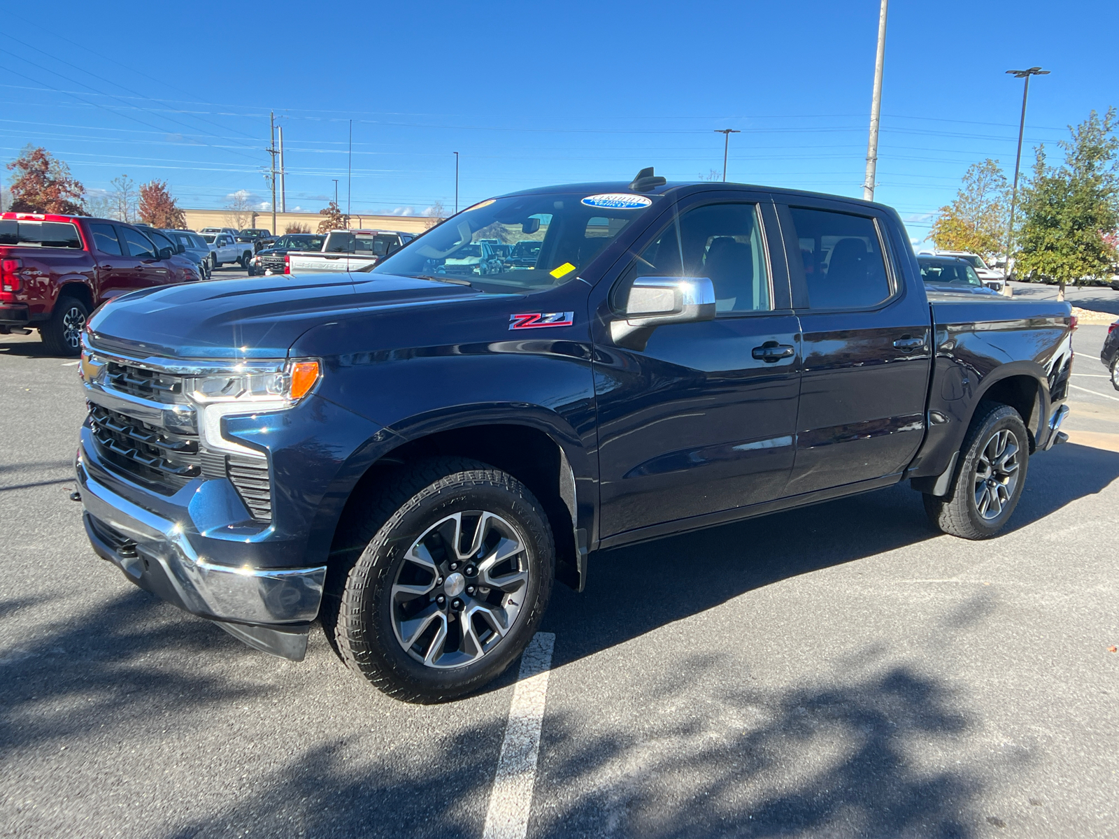 2023 Chevrolet Silverado 1500 LT 1