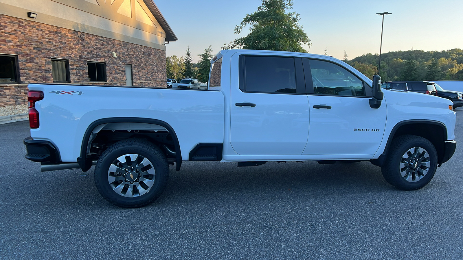 2025 Chevrolet Silverado 2500HD Custom 4