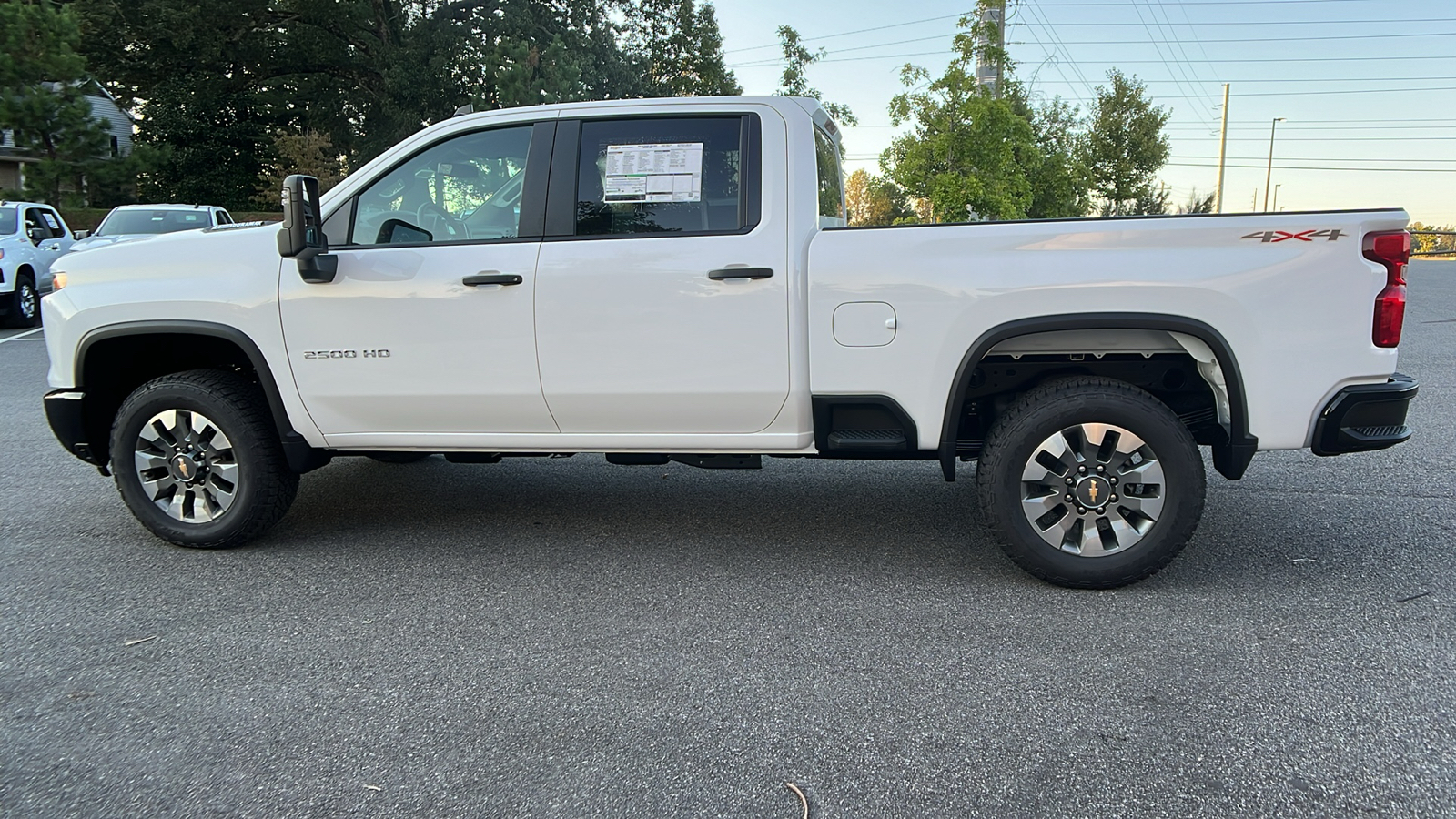 2025 Chevrolet Silverado 2500HD Custom 8