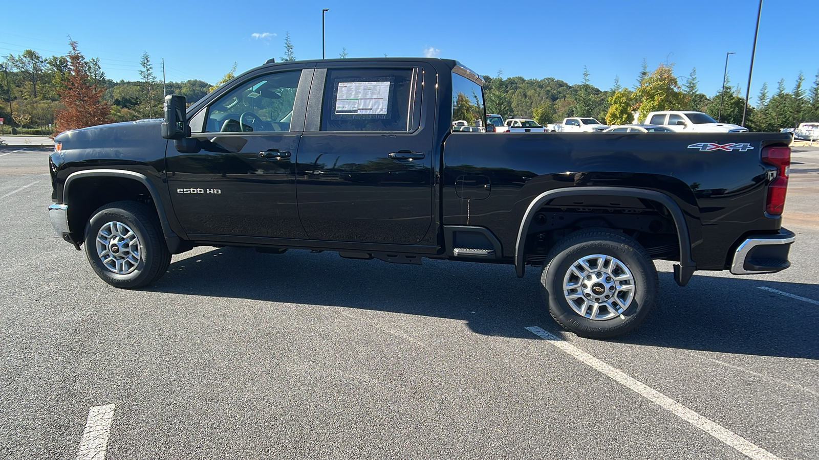 2025 Chevrolet Silverado 2500HD LT 8