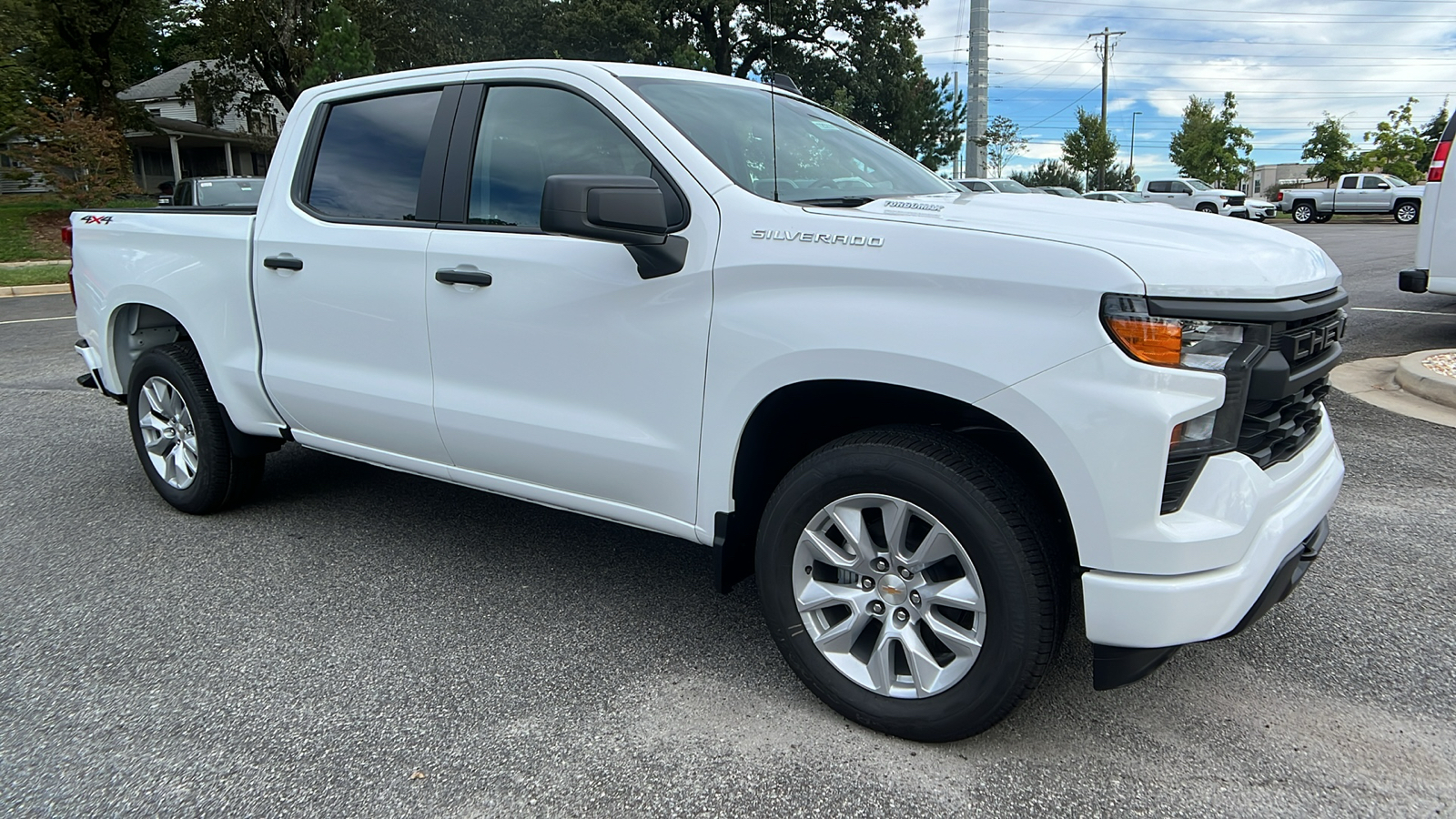 2025 Chevrolet Silverado 1500 Custom 4