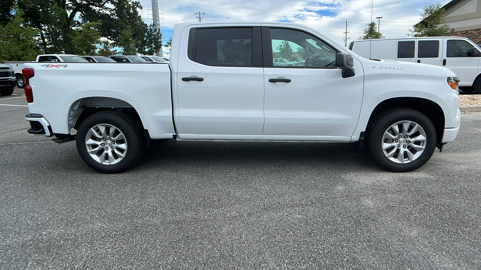 2025 Chevrolet Silverado 1500 Custom 5