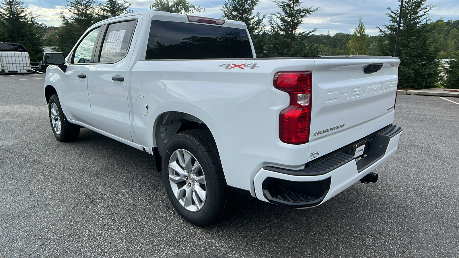 2025 Chevrolet Silverado 1500 Custom 8