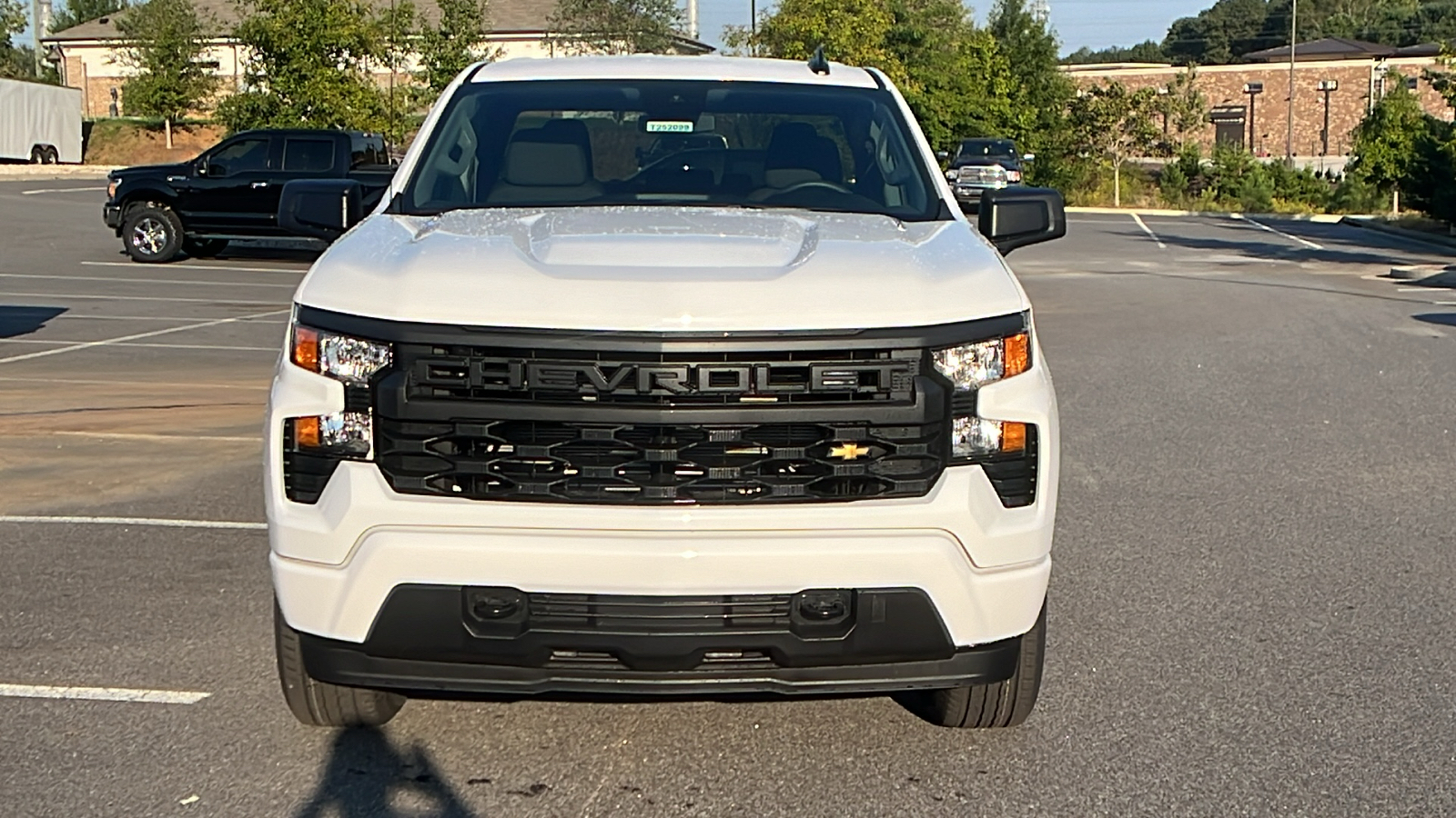 2025 Chevrolet Silverado 1500 Custom 3