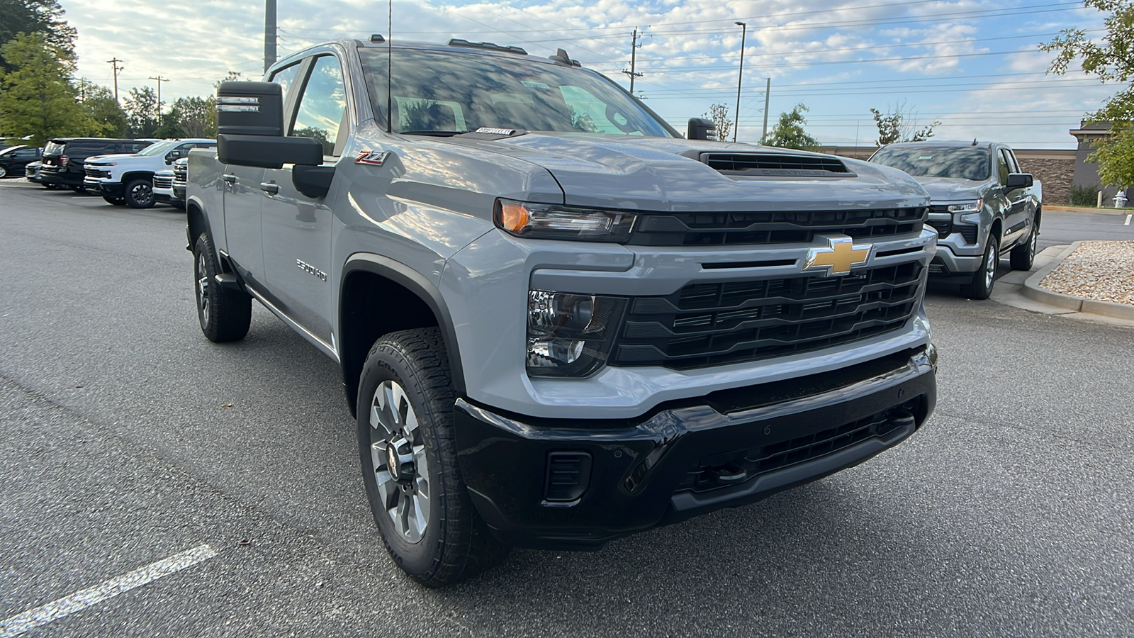 2025 Chevrolet Silverado 2500HD Custom 3