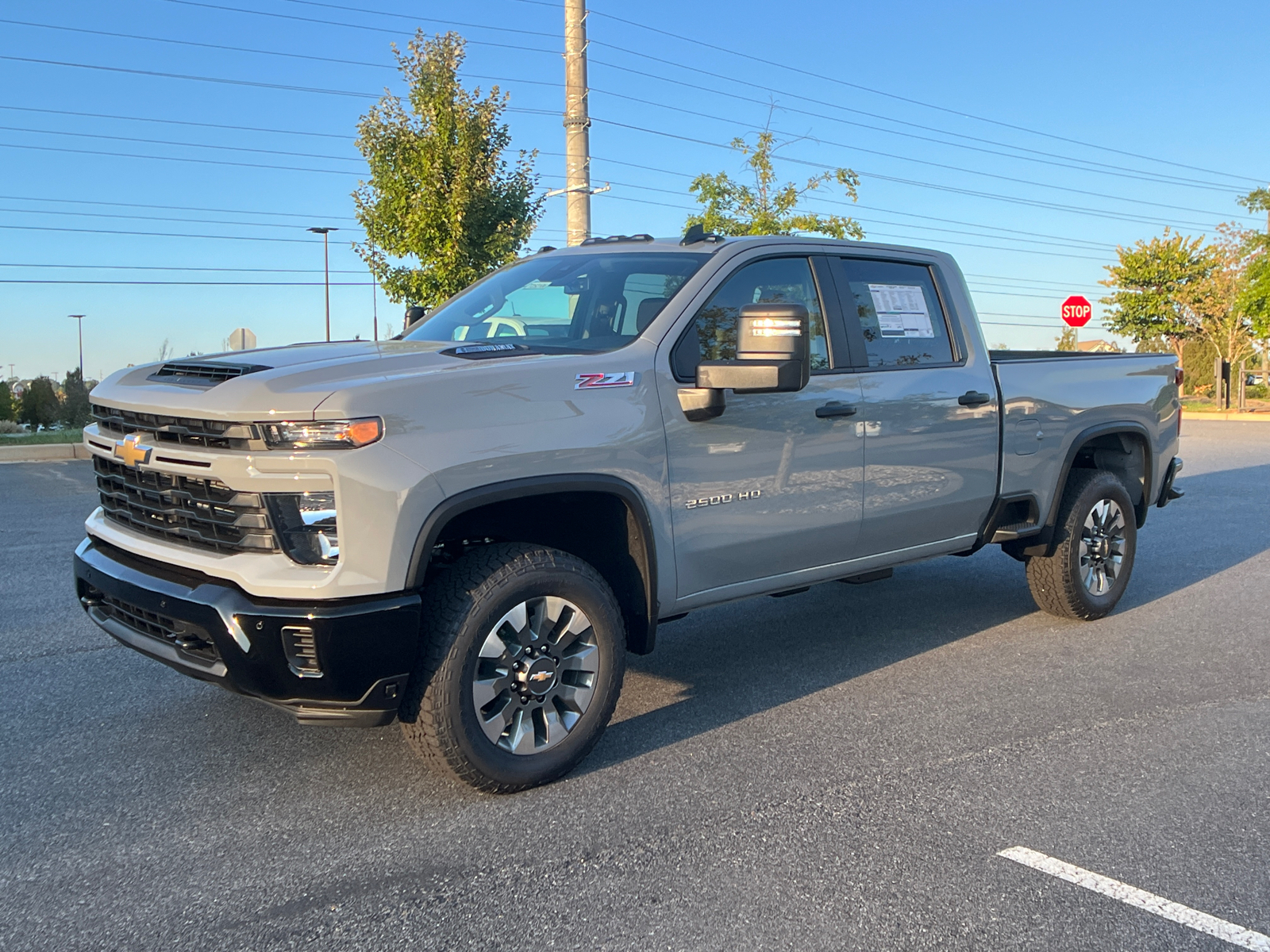 2025 Chevrolet Silverado 2500HD Custom 1